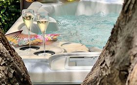 Croisette Beach Hotel Cannes - Mgallery Collection